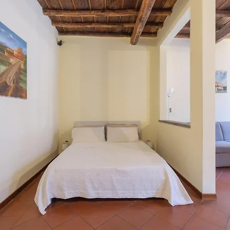 Charming Near Piazza Navona *